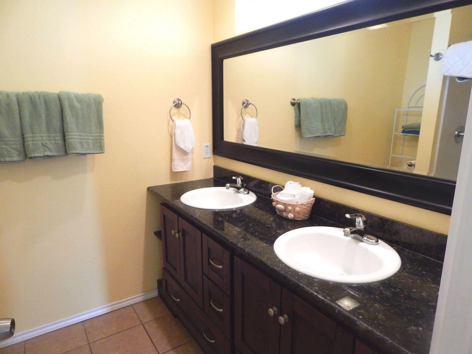 South Beach Inn Beach Motel South Padre Island Esterno foto